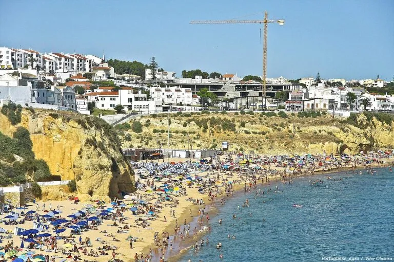 Praia do Peneco (Túnel)